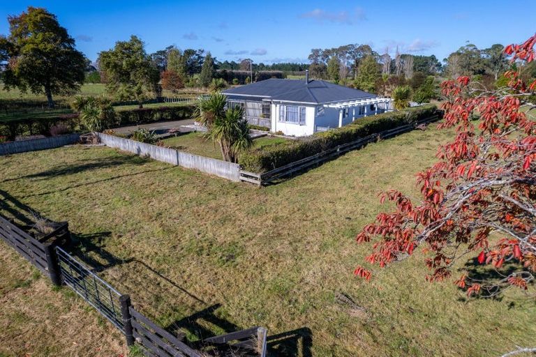 Photo of property in 6 Whenuahou Road, Takapau, Norsewood, 4974