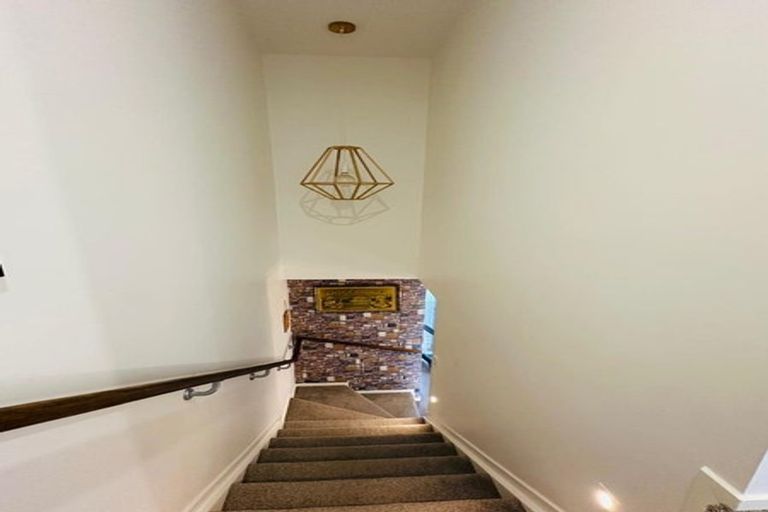 Photo of property in 37b Soaring Bird Drive, Takanini, 2112