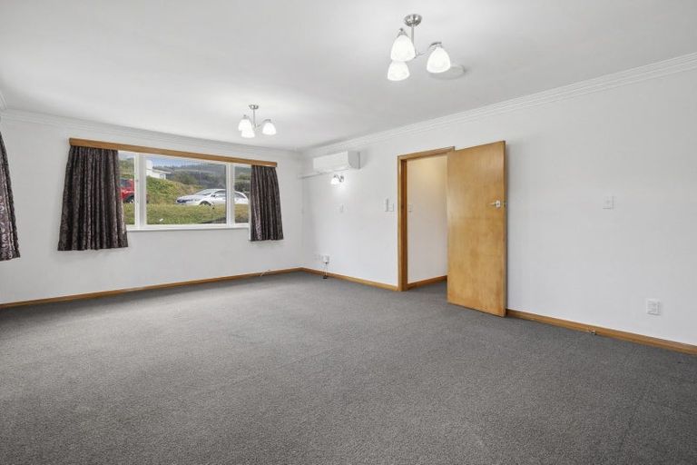 Photo of property in 19 Mascot Street, Tawa, Wellington, 5028