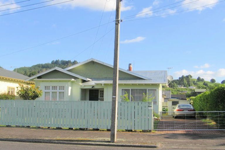 Photo of property in 51 Taumarunui Street, Taumarunui, 3920