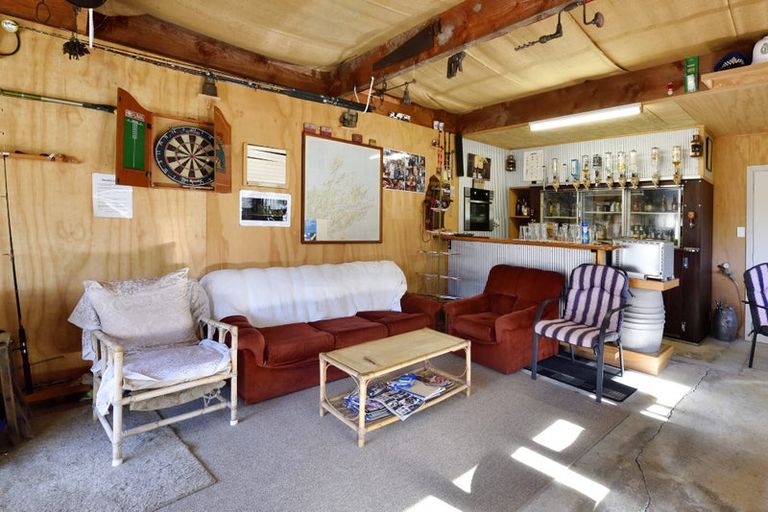 Photo of property in 38 Hope Drive, Okiwi Bay, 7193