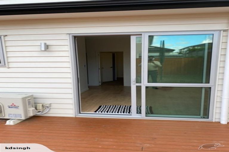 Photo of property in 27 Drumbuoy Drive, Flat Bush, Auckland, 2019