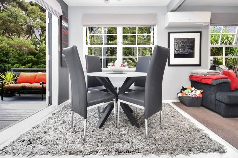 Photo of property in 19 Laser Place, Bayview, Auckland, 0629