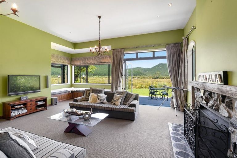 Photo of property in 82 Opoutere Road, Whangamata, 3691