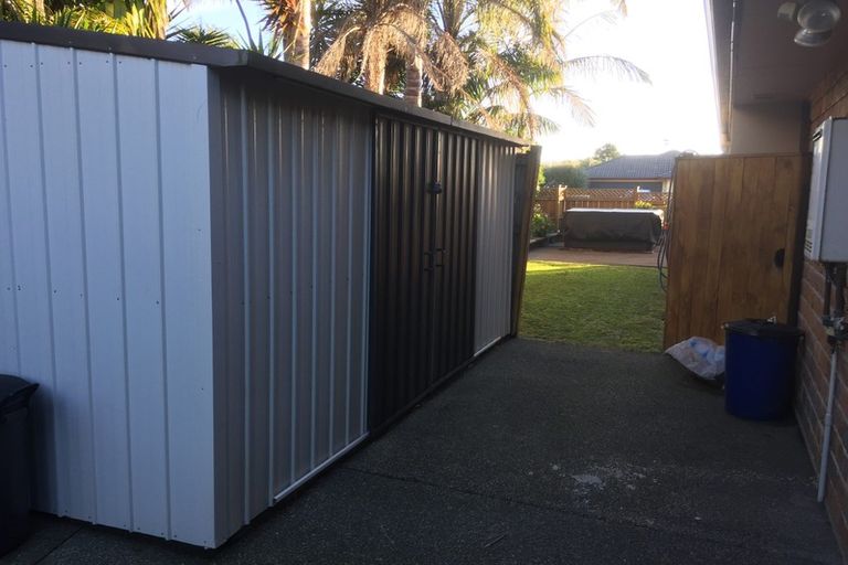 Photo of property in 66 Blackwood Drive, Wattle Downs, Auckland, 2103