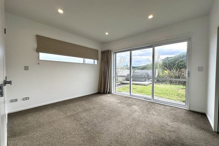Photo of property in 9 Kaipuke Crescent, Gulf Harbour, Whangaparaoa, 0930
