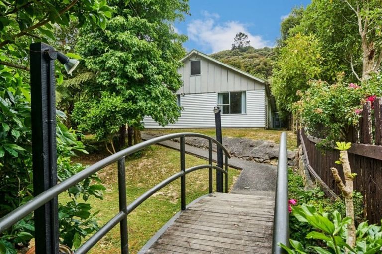 Photo of property in 72 Hair Street, Wainuiomata, Lower Hutt, 5014