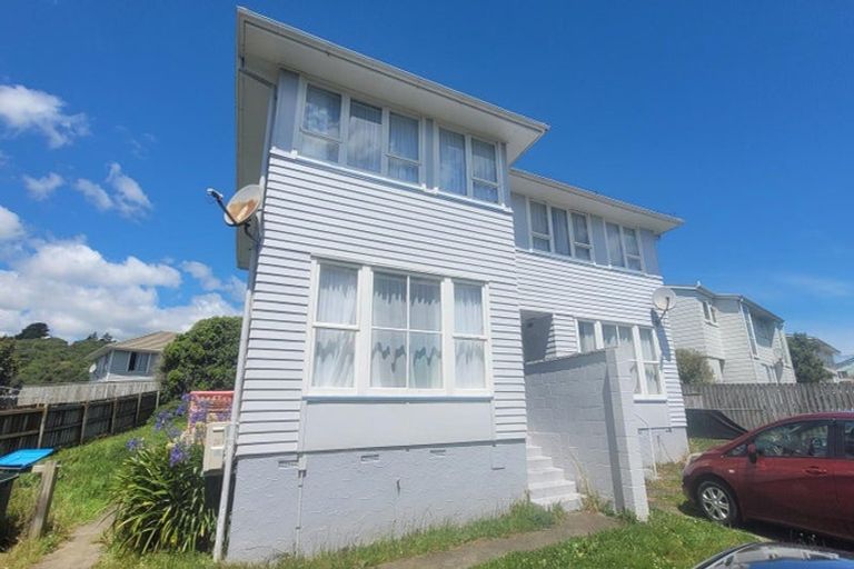 Photo of property in 70-72 Waihemo Street, Waitangirua, Porirua, 5024