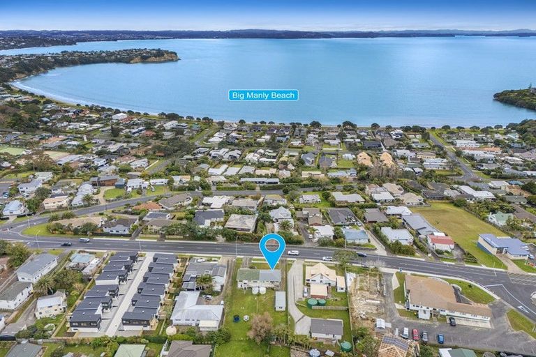 Photo of property in 1/941 Whangaparaoa Road, Manly, Whangaparaoa, 0930