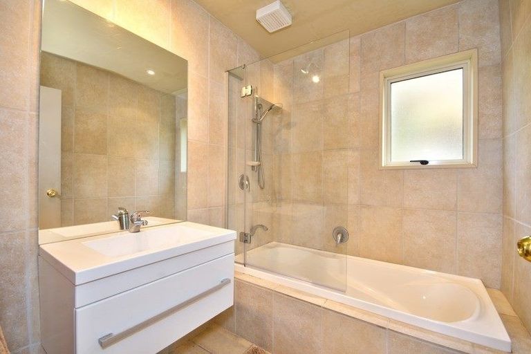 Photo of property in 9 Perkins Road, Frankton, Queenstown, 9300