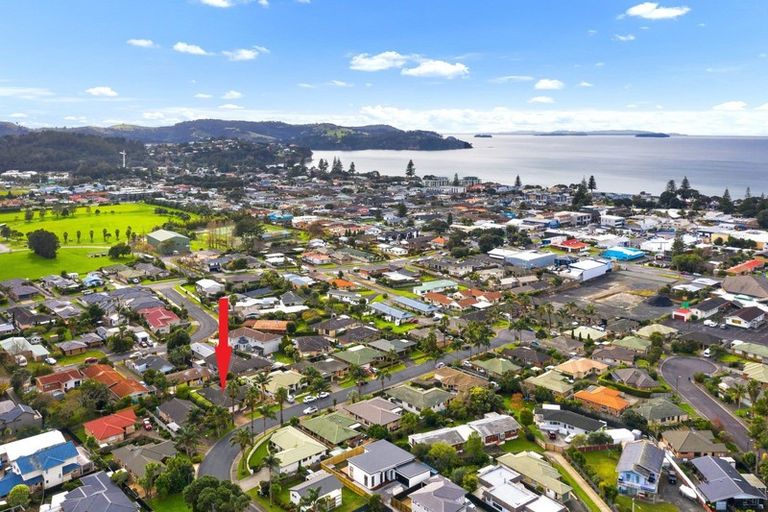 Photo of property in 12 Dan Tori Place, Orewa, 0931