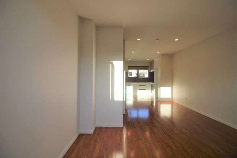 Photo of property in 27 Red Arches Road, Henderson, Auckland, 0610