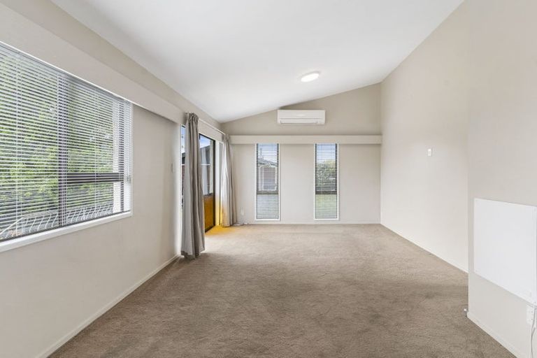 Photo of property in 116b Wellington Street, Pukekohe, 2120