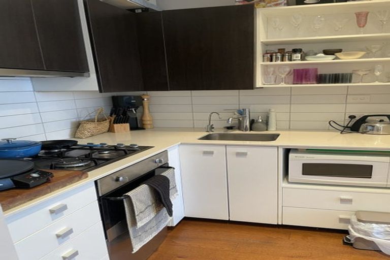 Photo of property in Trinity Apartments, 307/19 College Street, Te Aro, Wellington, 6011
