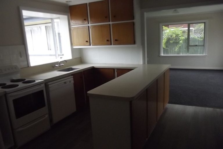 Photo of property in 15 Grimseys Road, Redwood, Christchurch, 8051