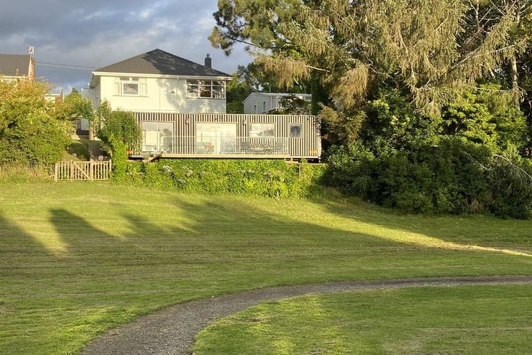 Photo of property in 2 Wairere Road, Torbay, Auckland, 0630