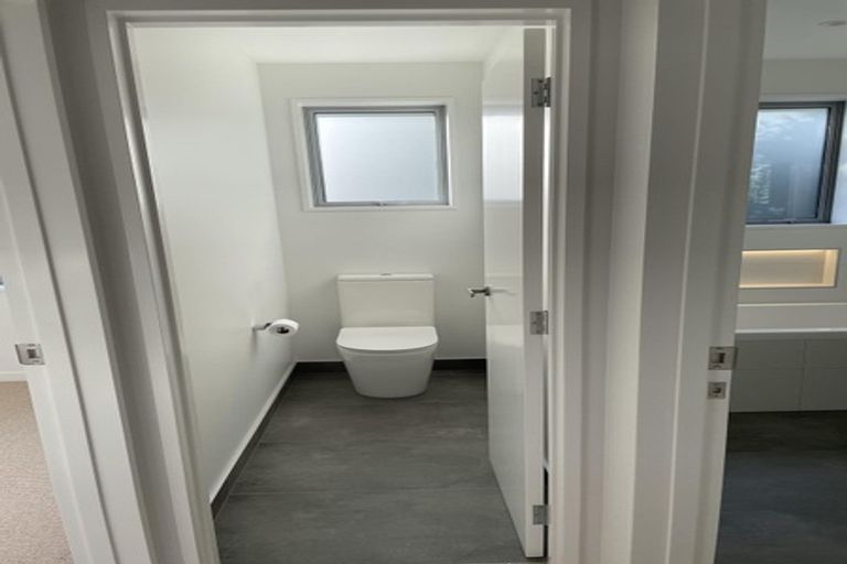 Photo of property in 2/53 Orrick Crescent, Avondale, Christchurch, 8061