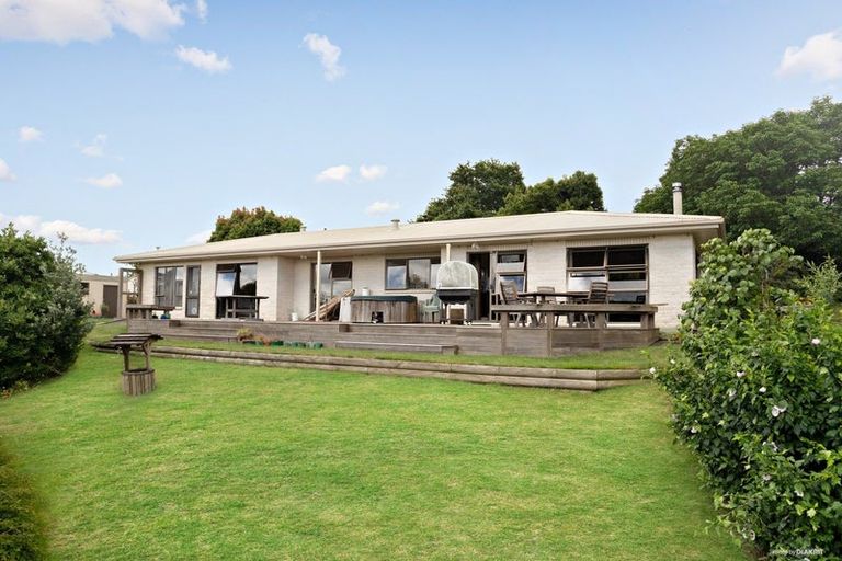 Photo of property in 64 Adams Road South, Pukekohe, 2676