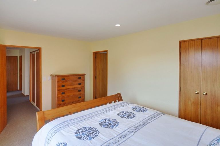 Photo of property in 2/82 Middleton Road, Upper Riccarton, Christchurch, 8041