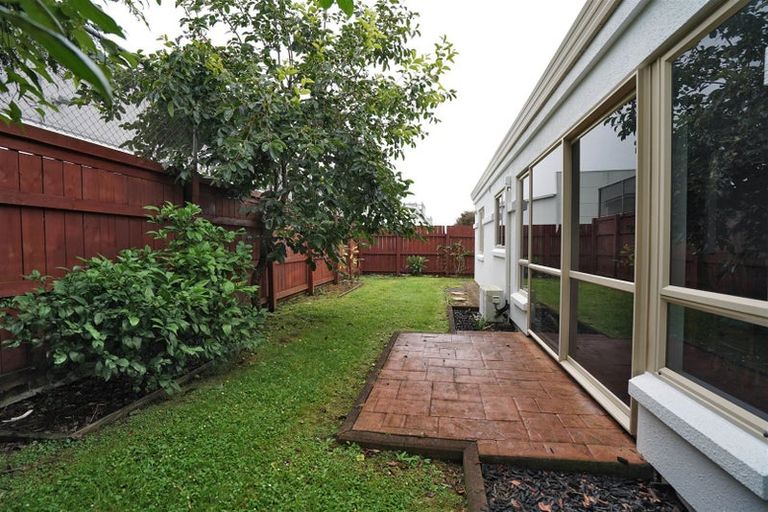 Photo of property in 5 Sudbury Court, Rototuna North, Hamilton, 3210