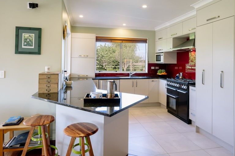 Photo of property in 76 Peake Road, Cambridge, 3493