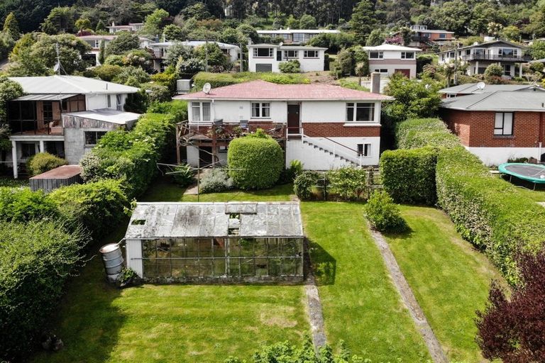 Photo of property in 95 Hocken Street, Kenmure, Dunedin, 9011