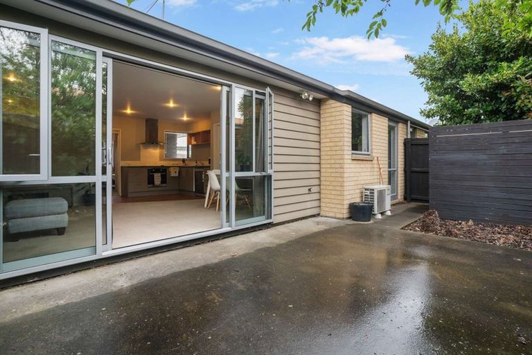 Photo of property in 4/13 Elizabeth Street, Riccarton, Christchurch, 8011