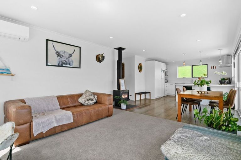 Photo of property in 22 Seascape Crescent, Waipu, 0582