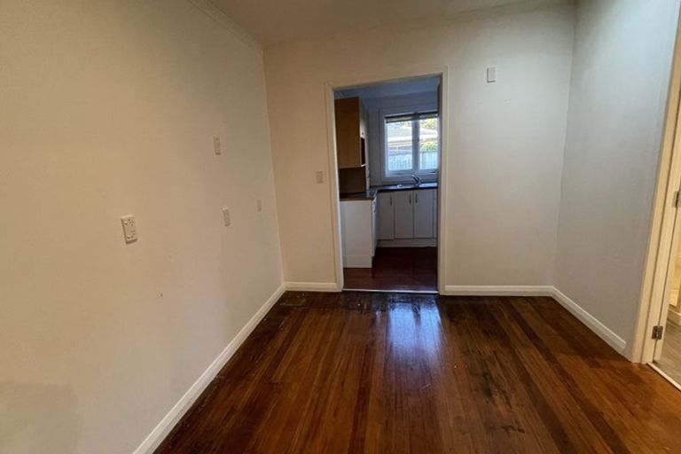 Photo of property in 324 Mount Albert Road, Mount Roskill, Auckland, 1041