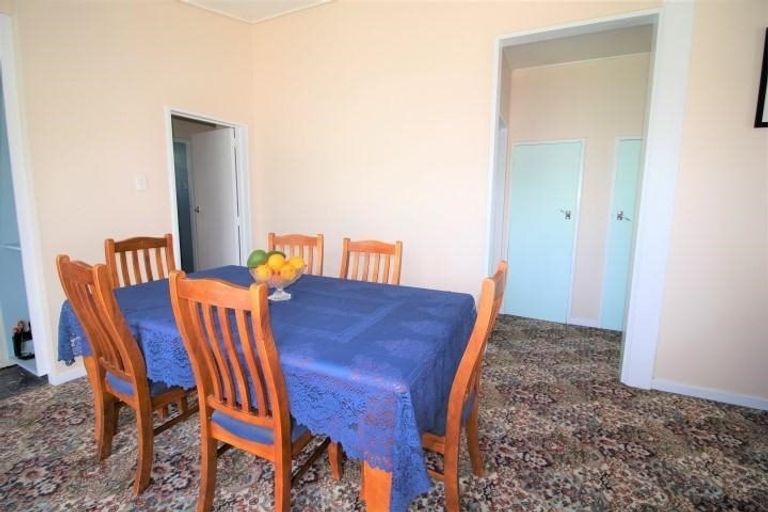 Photo of property in 6 Balfour Road, Te Karaka, 4022