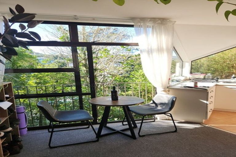 Photo of property in 14/18 Parr Terrace, Castor Bay, Auckland, 0620