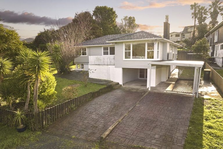 Photo of property in 1 Sussex Terrace, Riverhead, 0820