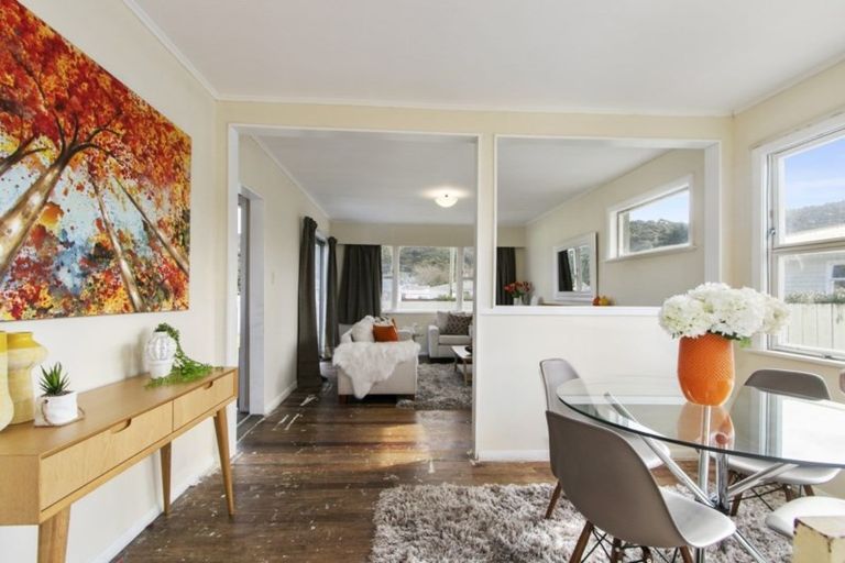 Photo of property in 17 Whitehall Street, Wainuiomata, Lower Hutt, 5014