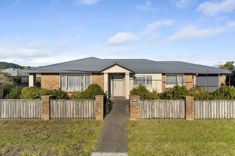 Photo of property in 114a Arawhata Road, Paraparaumu, 5032
