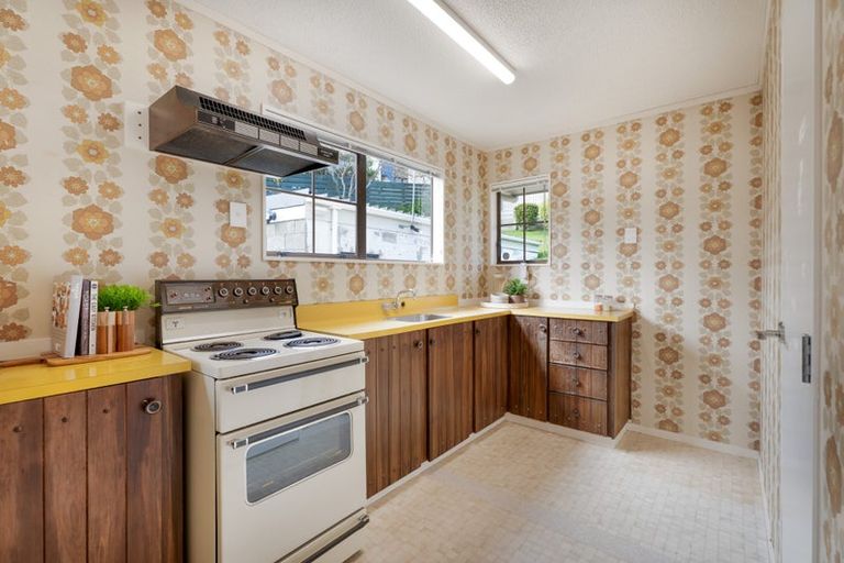 Photo of property in 33 Abilene Crescent, Churton Park, Wellington, 6037