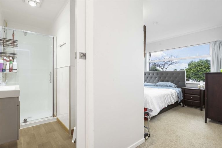 Photo of property in 70 Pohutukawa Drive, Pukete, Hamilton, 3200