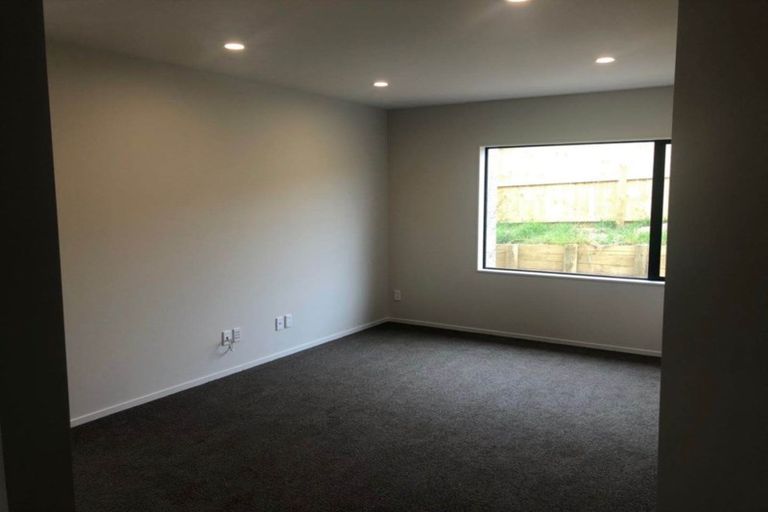 Photo of property in 112 Parkview Drive, Gulf Harbour, Whangaparaoa, 0930