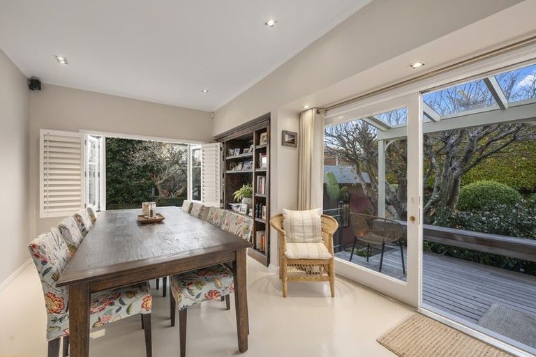 Photo of property in 13 Cameron Street, Takapuna, Auckland, 0622