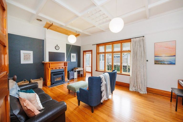 Photo of property in 32 Worcester Street, West End, Palmerston North, 4410