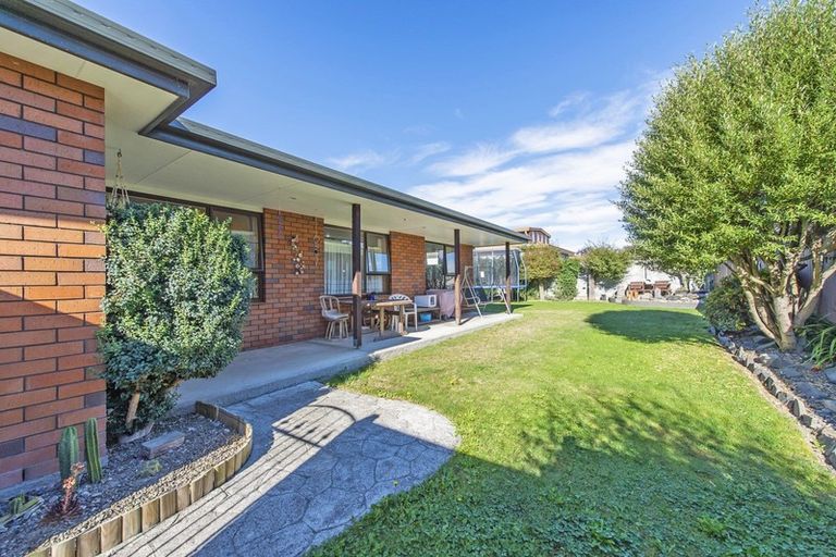 Photo of property in 3 Windsor Court, Rangiora, 7400