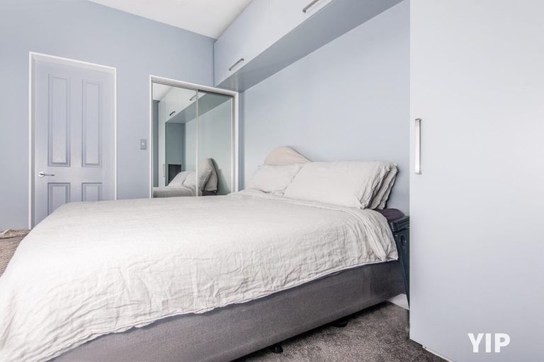 Photo of property in Atrium Apartments, 2d/154 The Terrace, Wellington Central, Wellington, 6011