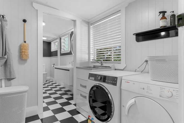 Photo of property in 32 Tui Crescent, Maunu, Whangarei, 0110