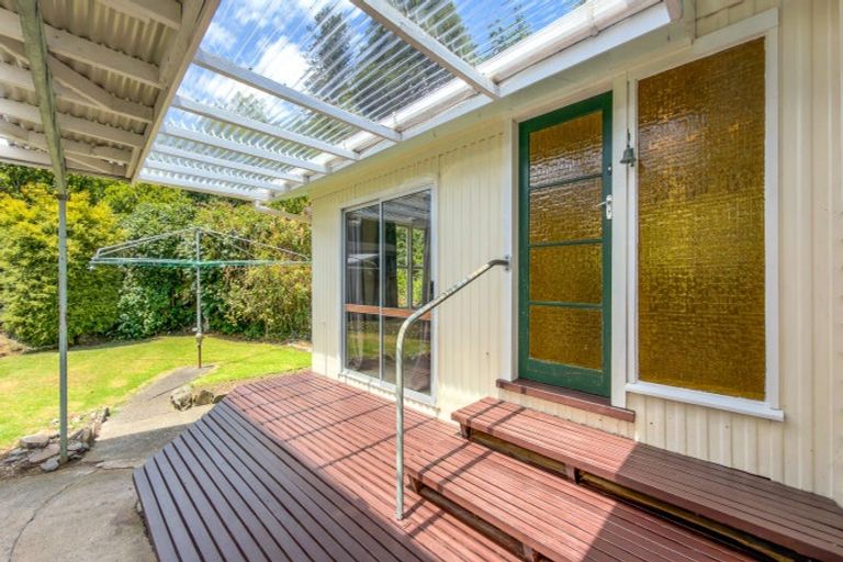 Photo of property in 134 Brunton Crescent, Thames, 3500