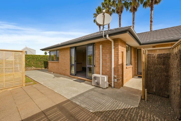 Photo of property in 6 Robinia Place, Snells Beach, 0920