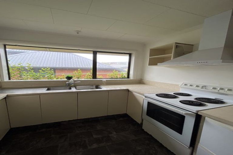 Photo of property in 1/412 Memorial Avenue, Burnside, Christchurch, 8053