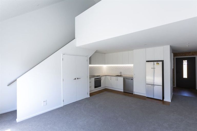 Photo of property in 2/24 Rookwood Avenue, New Brighton, Christchurch, 8083