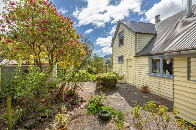 Photo of property in 8 Shadbolts Road, Pigeon Bay, Akaroa, 7583