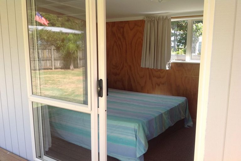 Photo of property in 11 Stack Road, Port Waikato, Tuakau, 2695