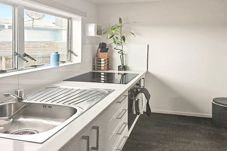 Photo of property in 12 Jellicoe Place, Tamatea, Napier, 4112