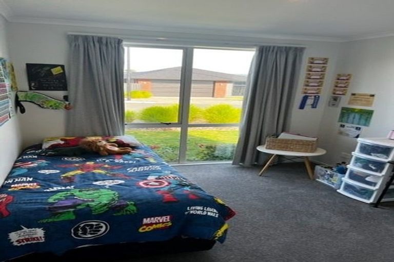 Photo of property in 96 Sentinel Avenue, Omokoroa, 3114